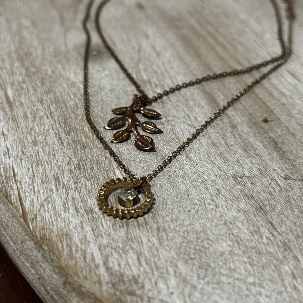 Set of 2 Elegant Gold Stacking Necklaces